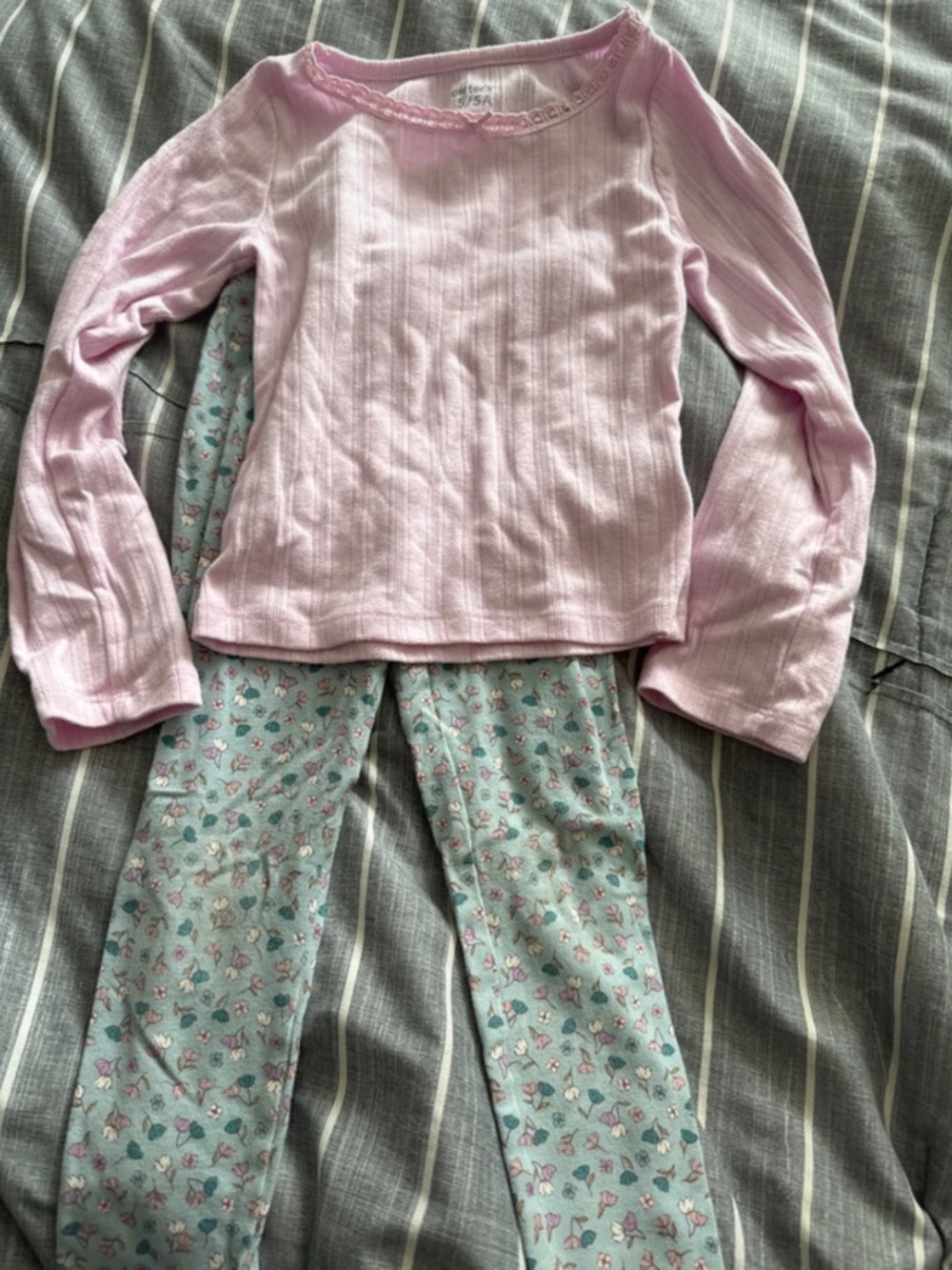 Carter's outfit fall 2 piece size 5T Long-Sleeve Set leggings and tops